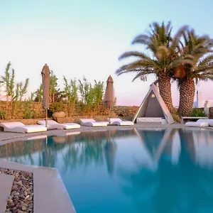 Ostraco Hotel